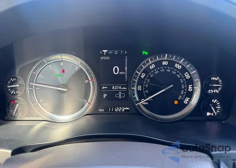 2016 Lexus Lx 570 Base z USA, uszkodzony, nr VIN JTJHY7AX0G4198272